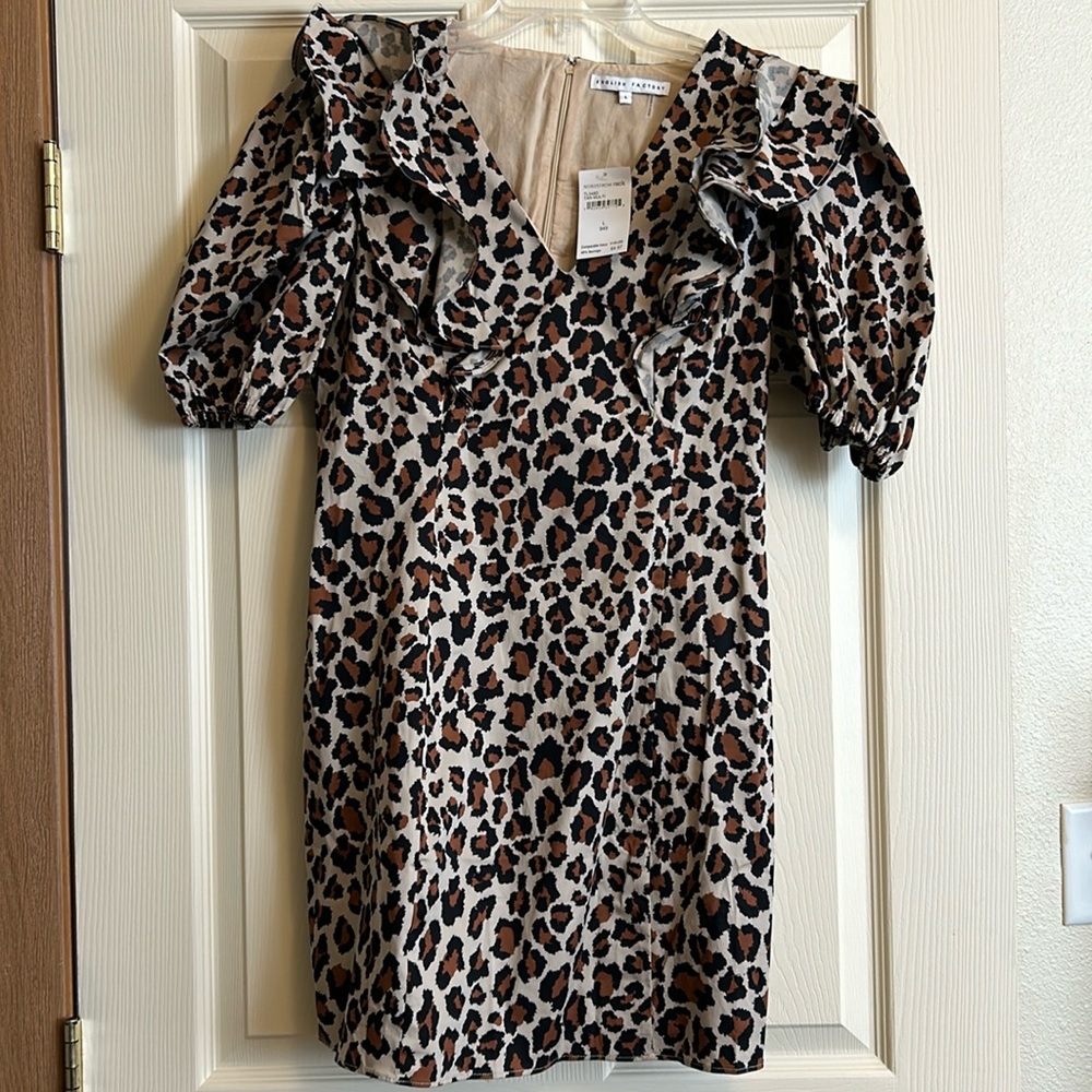 NWT ENGLISH FACTORY Leopard Print Mini Dress w/Ruffle Short Sleeves Size L